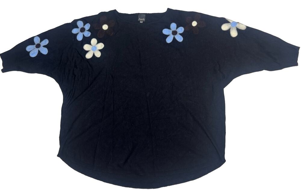Aaeda Women’s Plus 3X Black Knit Floral Embroidered Pullover Crew Neck